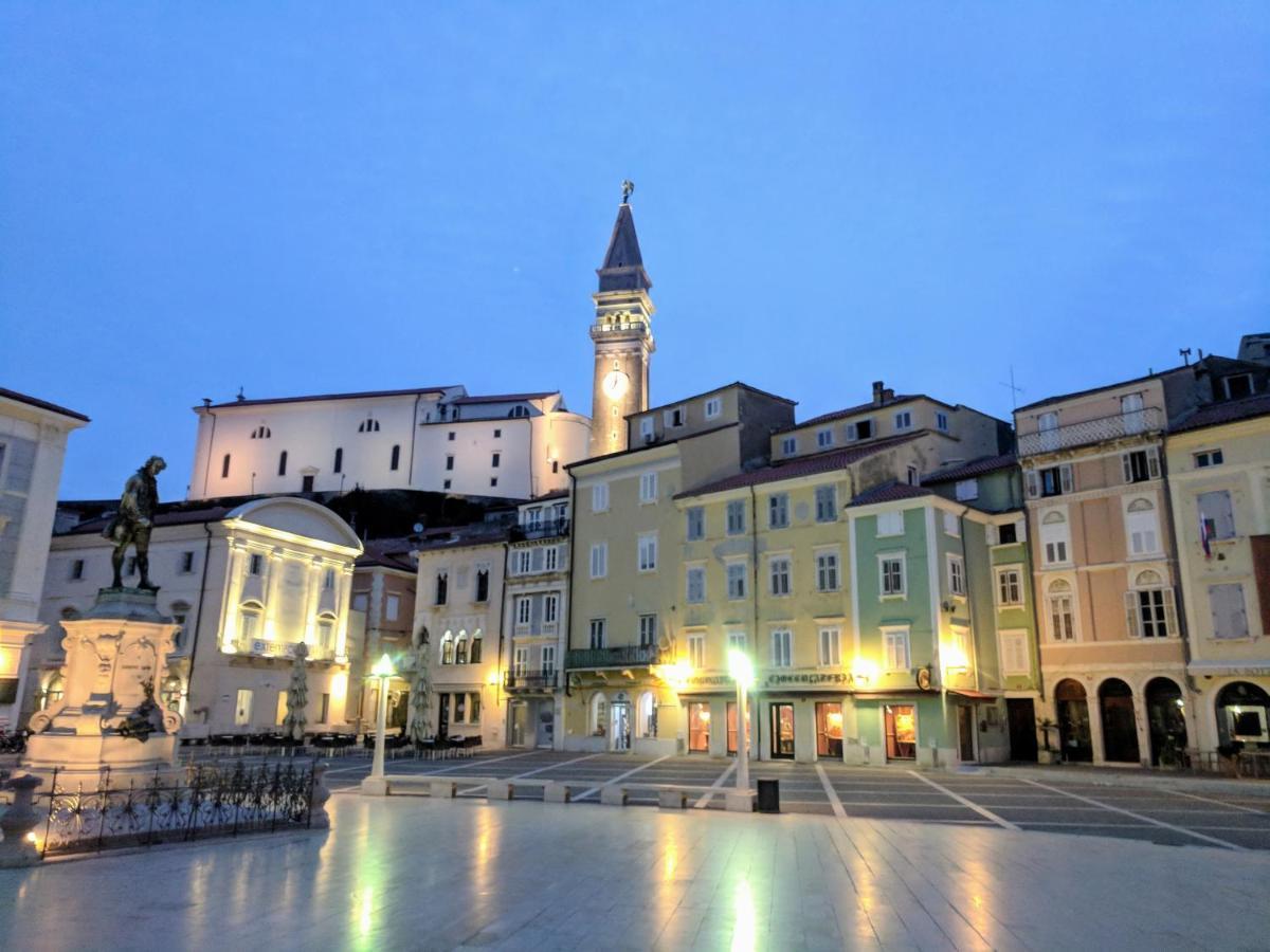 Reginamare Santa Apartment